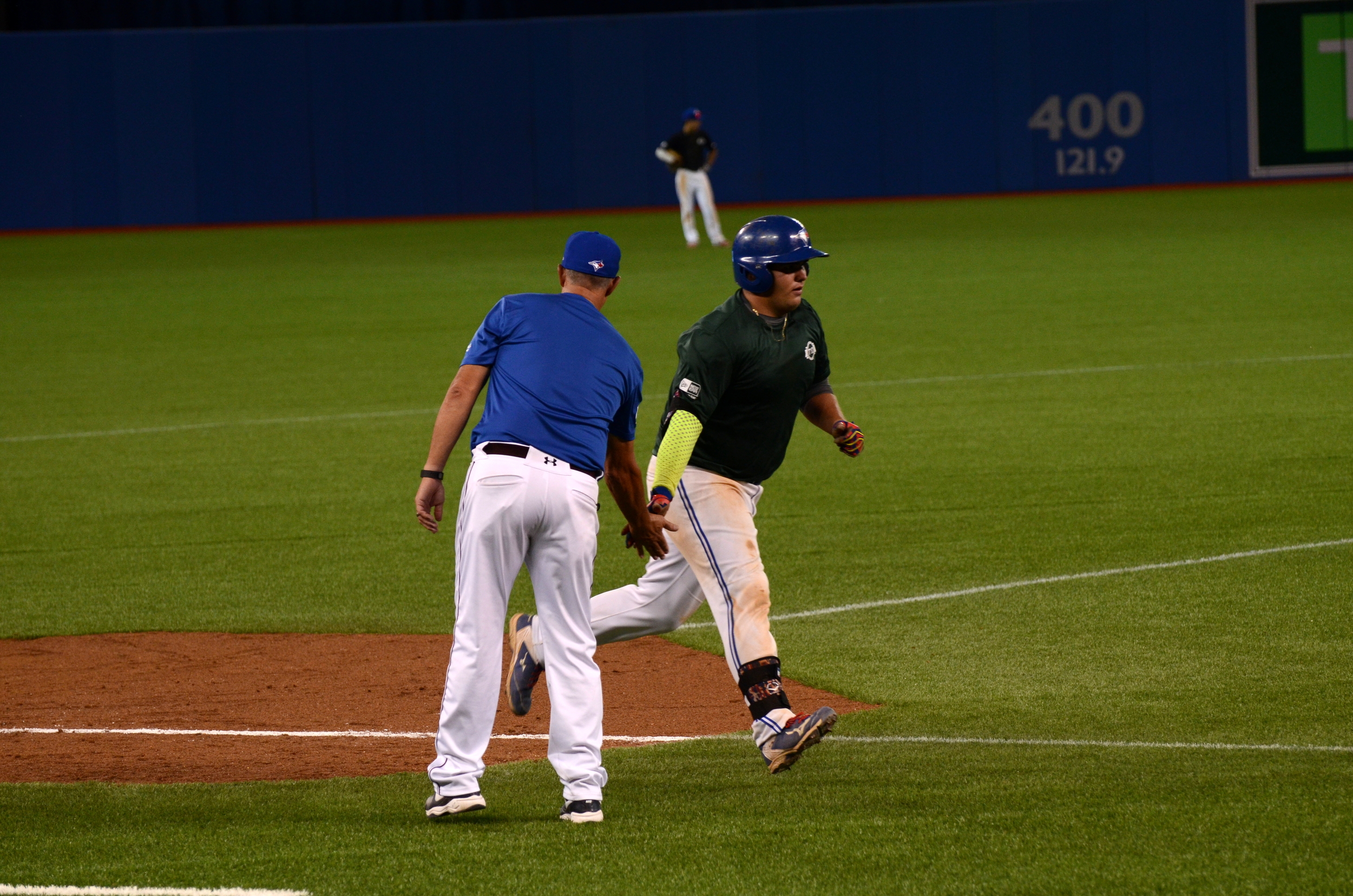 Ryan Rijo (North York, Ont.) of the Ontario Blue Jays rounds third on his game-winning two-run homer against Ontario Black in the sixth inning. Photo Credit: Jonathan Soveta