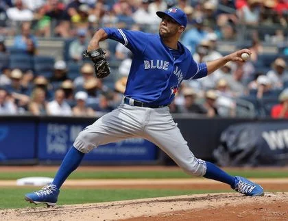Price is nice (fit) in Jays clubhouse