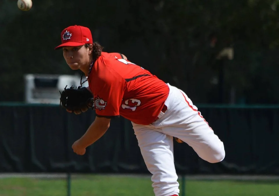 Griffin, Perkins, Loewen impress on mound for Jrs.