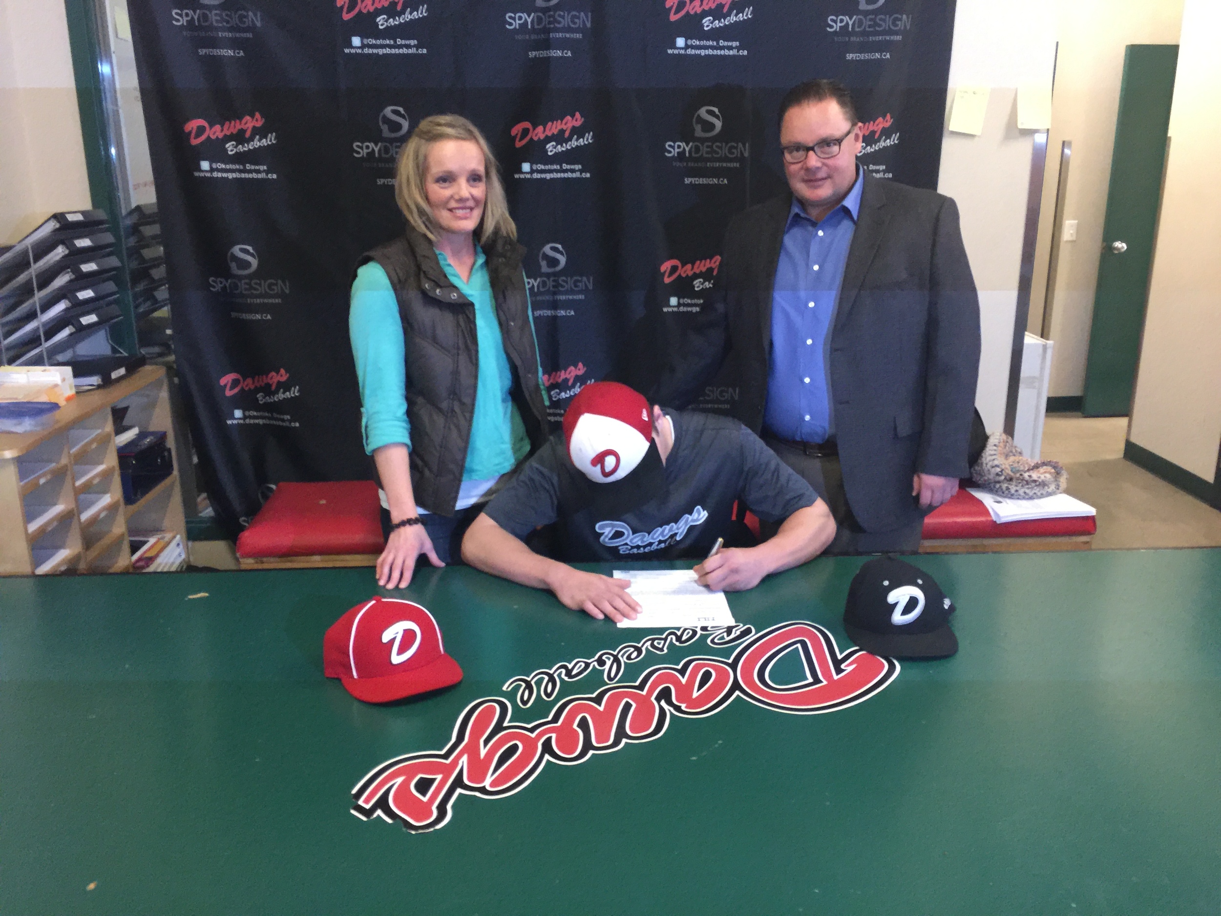 Parker Maxwell is headed to the Minot State Beavers. 