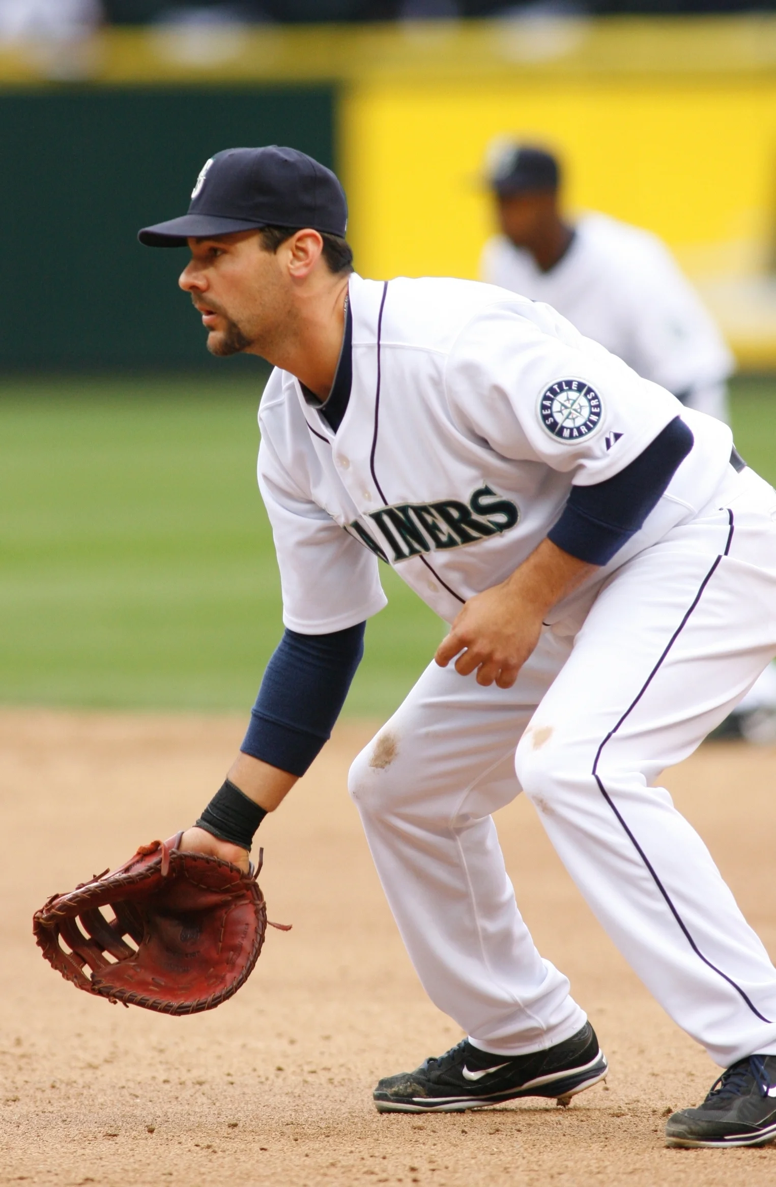 JB: Jays sign Adams, Kotchman, Mier, Quintero 