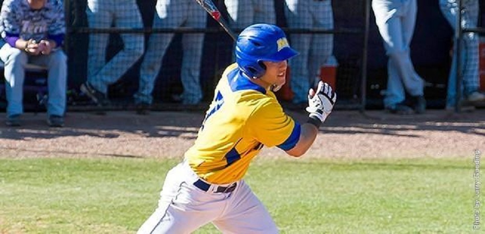 C Chris Robinson (Uxbridge, Ont.) earned a spot on the 16th annual Canadian Baseball Team.