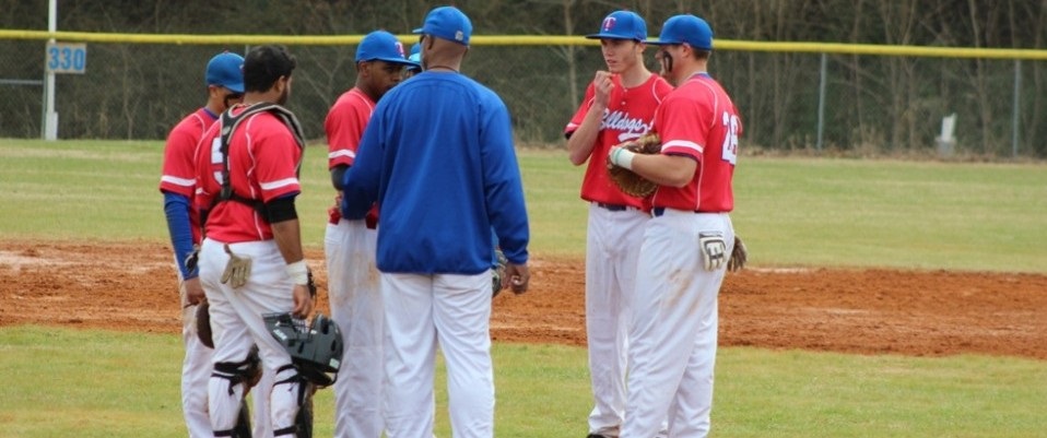 Former Blue Jays first round pick Earl Sanders is the new head coach of the Tougaloo College Bulldogs..