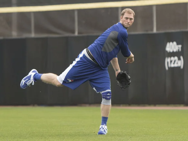 Cho breaks down Jays all-Canadian battle in left 