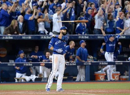 Elliott: Recalling Bautista's bat flip on its 10th anniversary