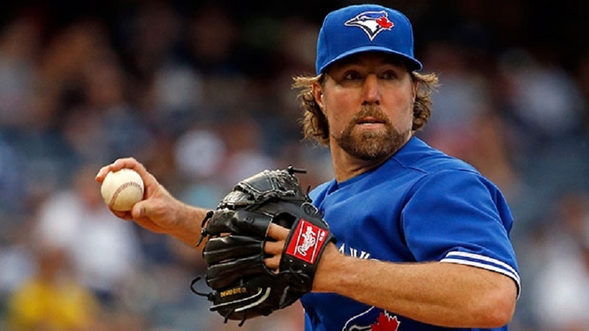 Dickey vs. Smyly in Game 2 at The Trop