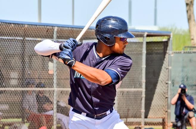 OF Gareth Morgan (Toronto, Ont.) former Toronto Mets and Ontario Blue Jays slugger looks to improve on his 2015 numbers this season. Morgan was the top high schooler selected in the 2014 draft, selected by Canadian Baseball Hall of Famer Wayne Norton. Photo: Alexis Brudnicki. 