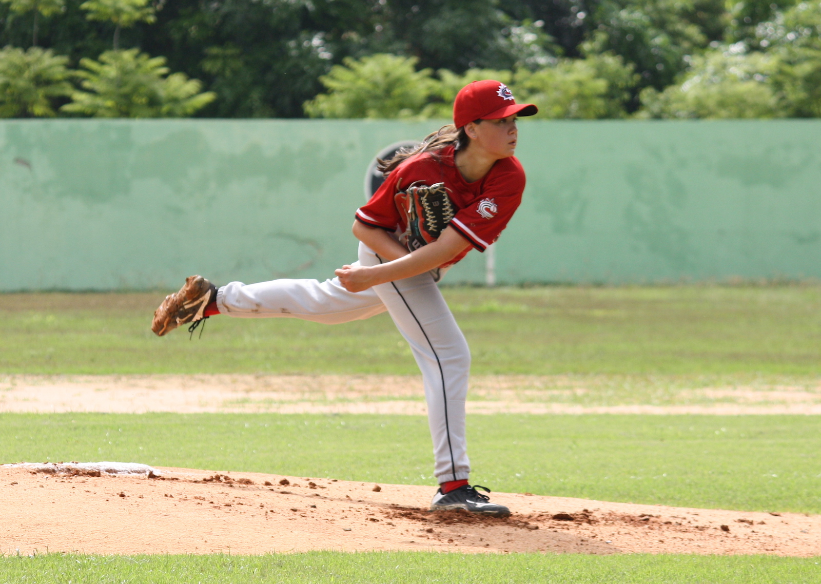 Eccles, Hagen shut down Dominican Republic