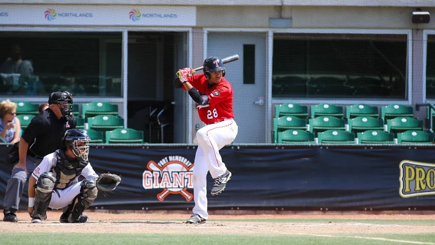 Dawgs sweep DH on the road