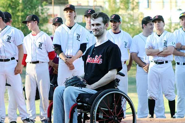 Leaside Jrs. behind Melymick, they Stand By Lee