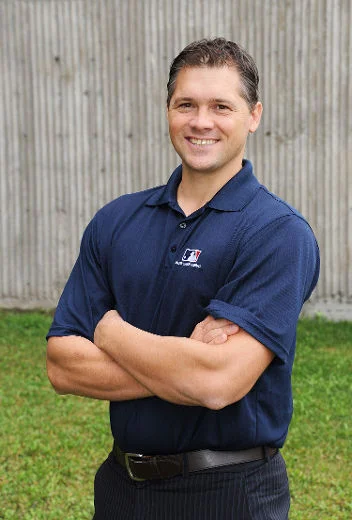 Blue Jays hire Canuck scouts Arnold, Roy