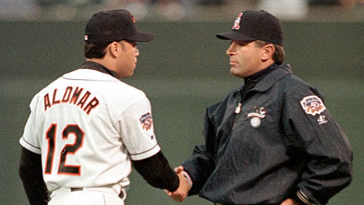 Elliott: Looking back at Hirschbeck Alomar friendship