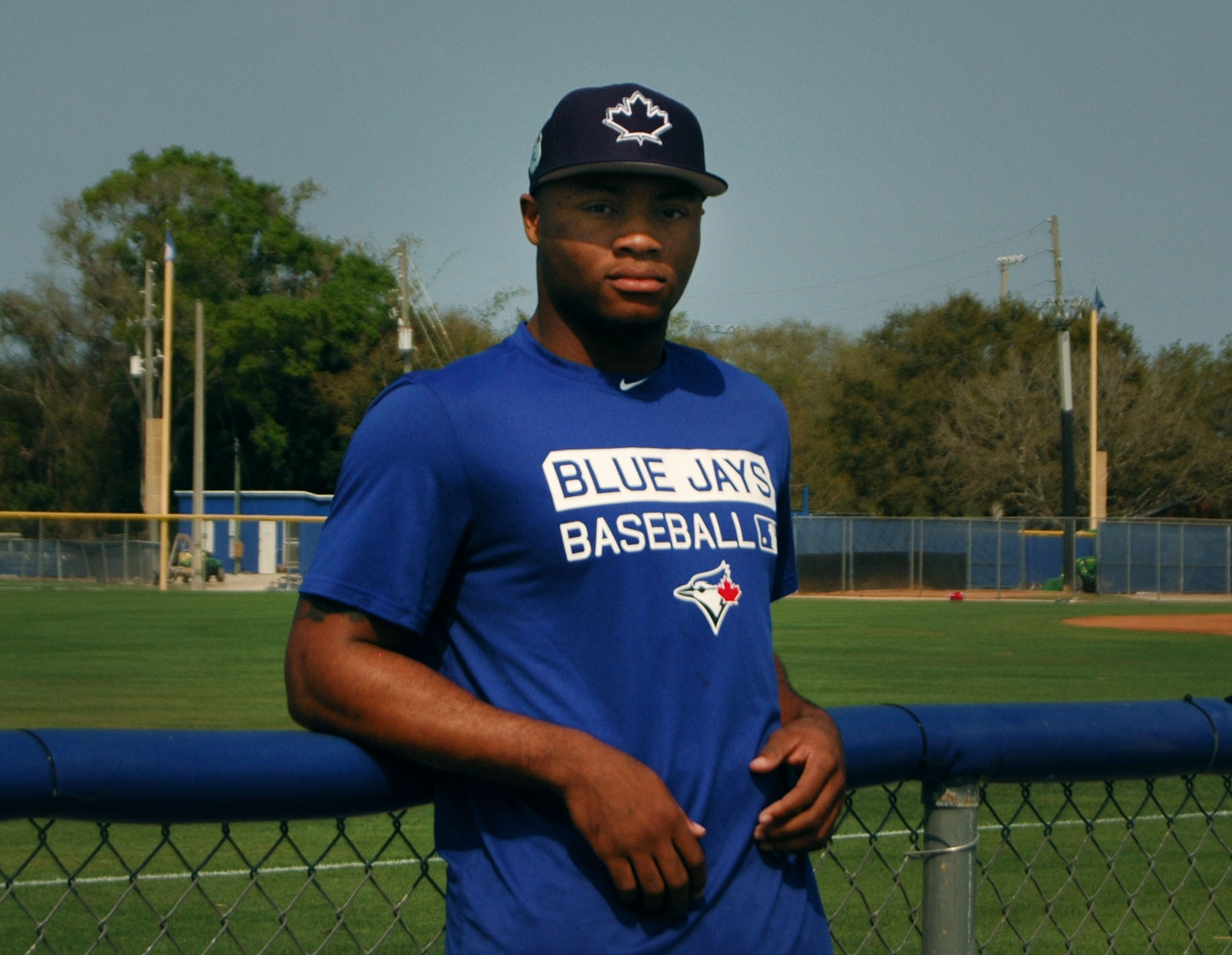 Daniels chooses Blue Jays over promising football career