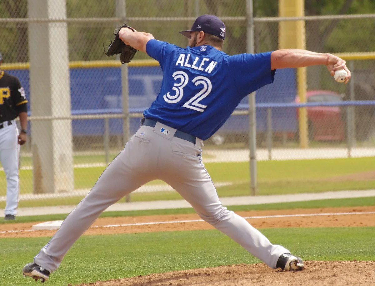 Blue Jays release nine minor leaguers  