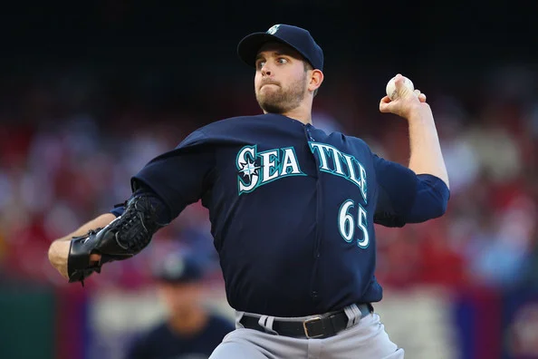 Glew's Canuck big-league look: Axford, Pivetta, Martin, Votto
