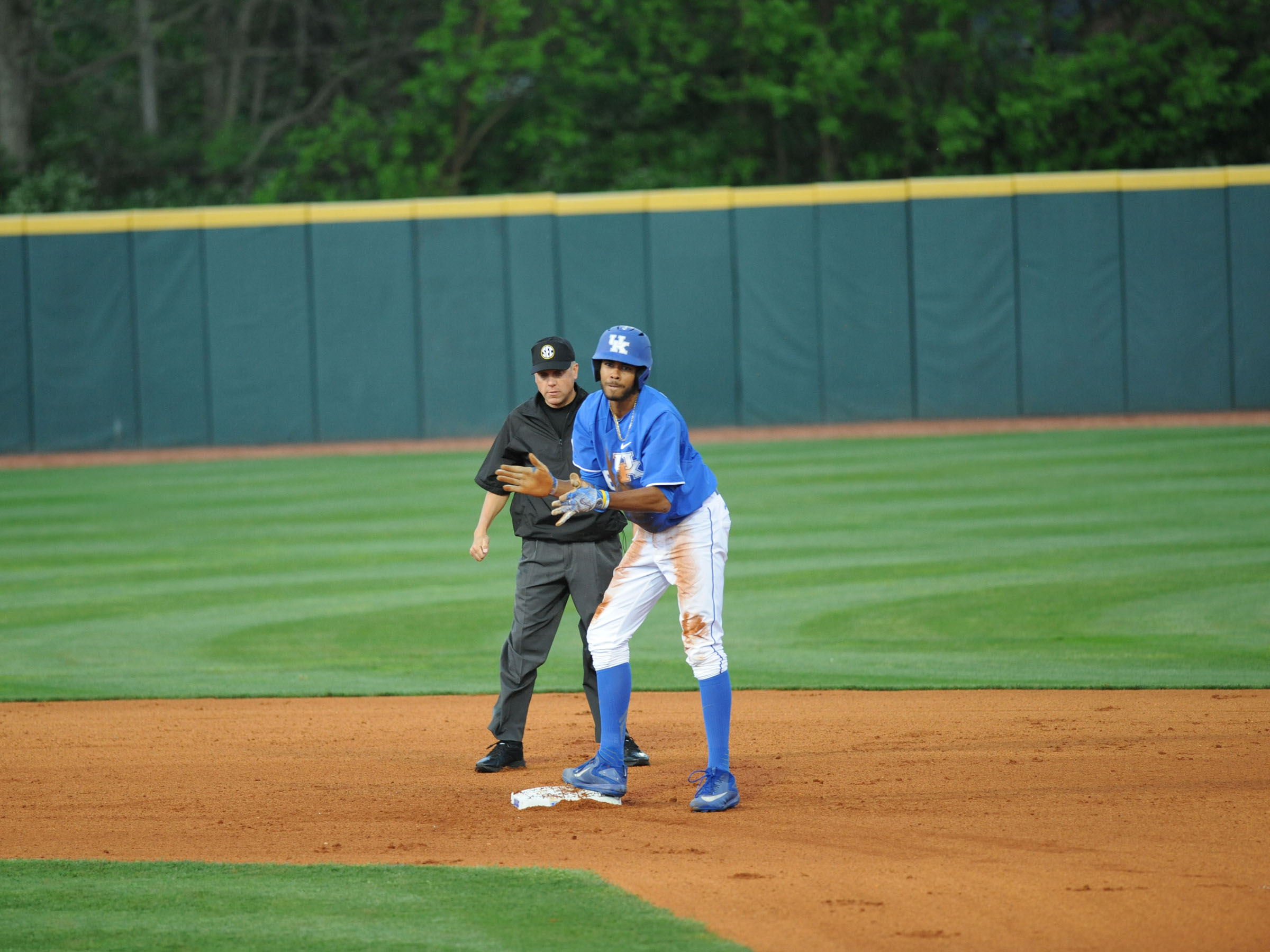 Pompey singles, knocks in run as Kentucky takes opener
