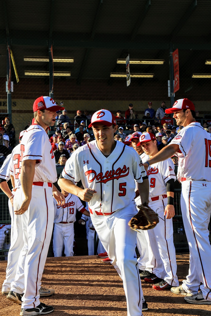 Hutzal, Rose, Stroud help Dawgs to fast start