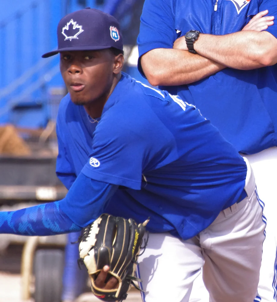 Jay Blue: Aleton, Guerrero, Guillotte, Lopes, Panas, Pompey