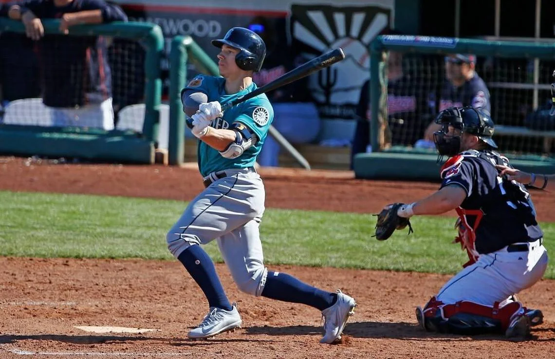 Mariners send prospect Tyler O'Neill to Cardinals