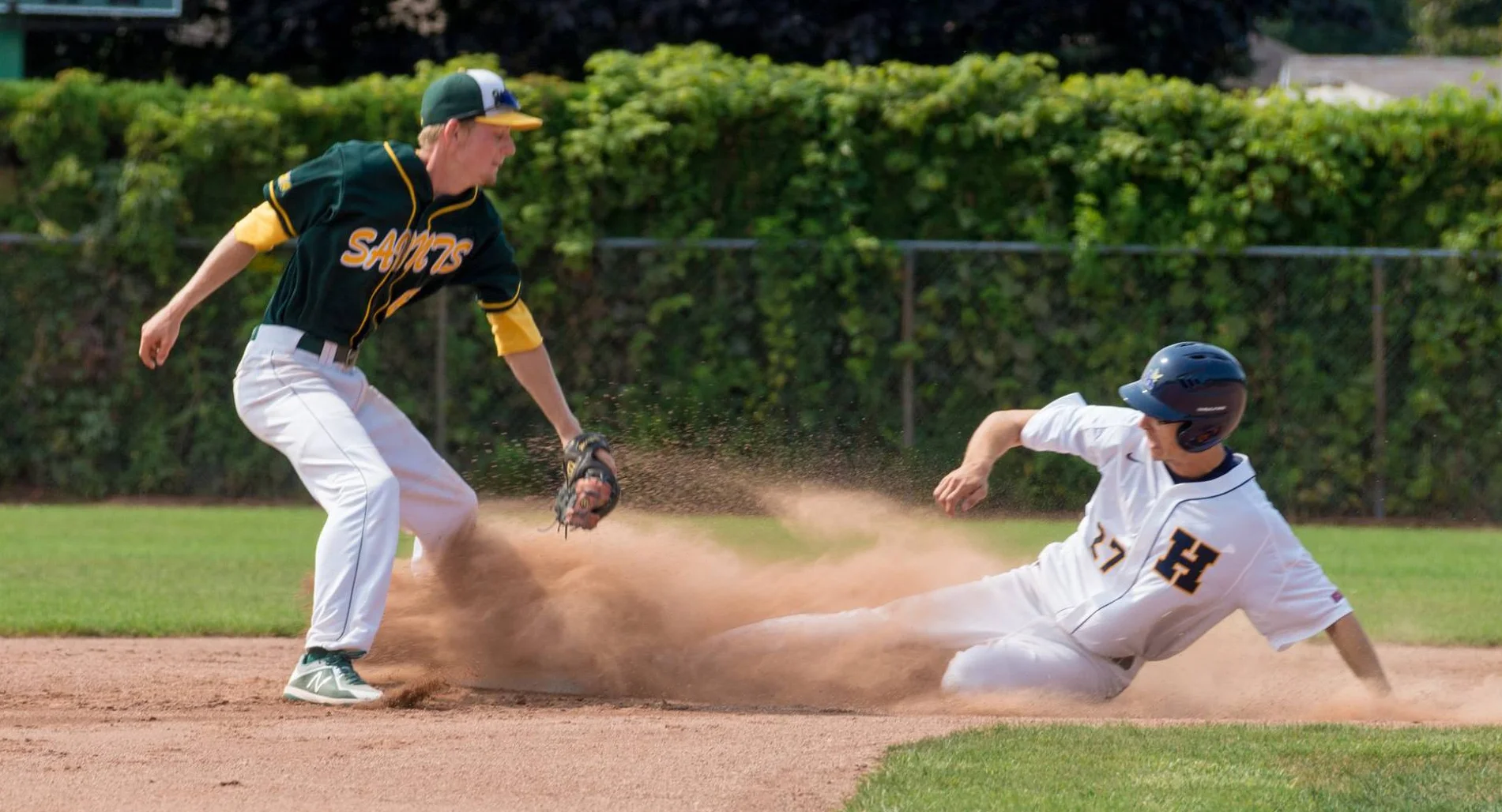 Humber Hawks split doubleheader thanks to Hough's Game 2 gem