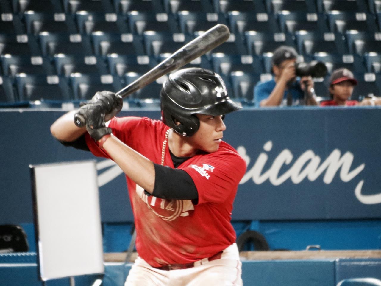 Okotoks Dawgs' INF-OF Cesar Valero (Calgary, Alta.) 