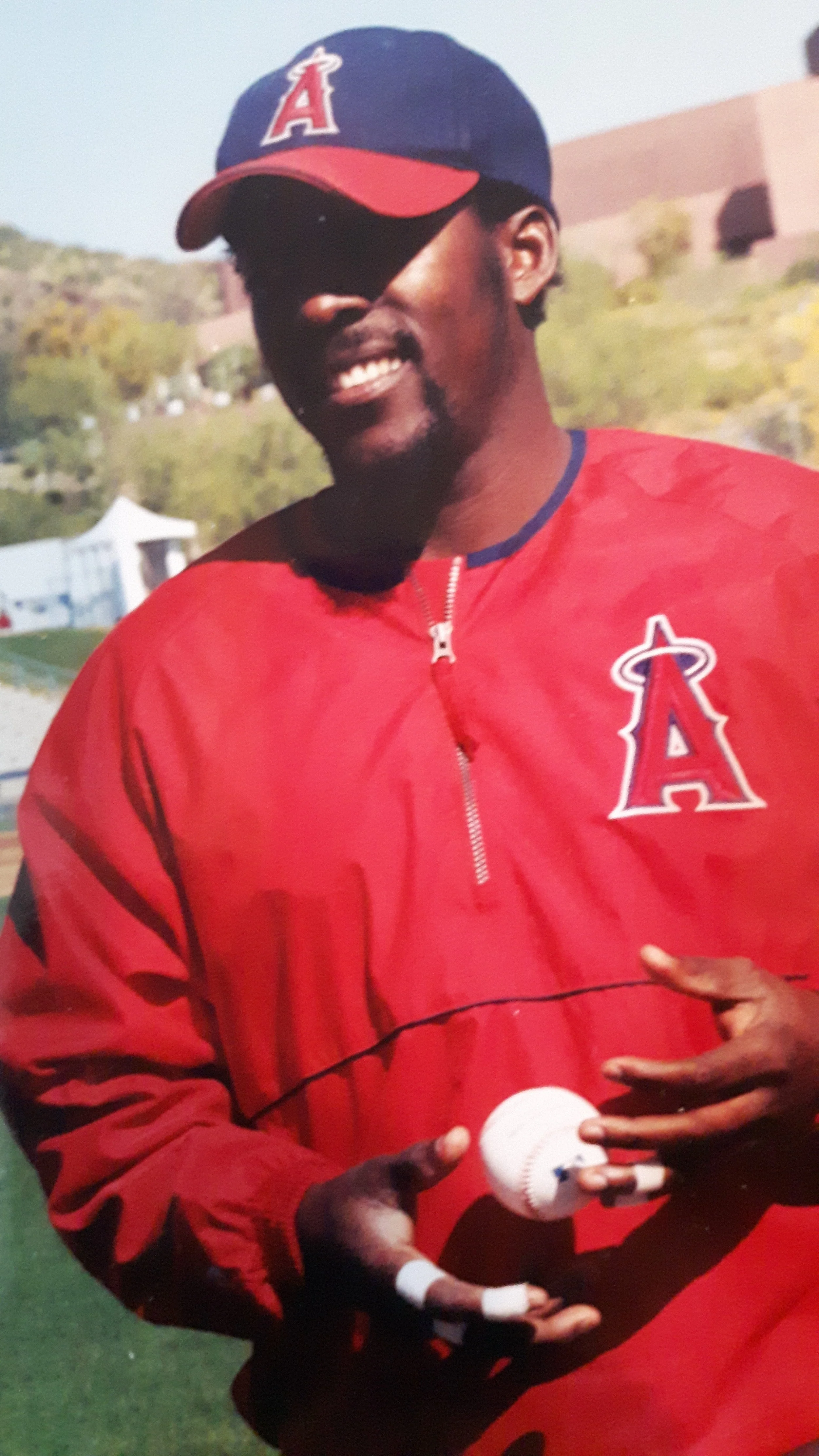 Guerrero's wishes play significant role determining Cooperstown logo