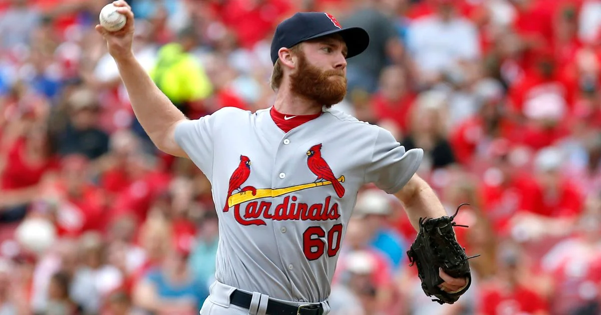 Independent ball star develops into top Cards reliever