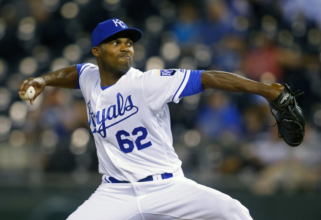Blue Jays sign Al Alburquerque to minor league deal