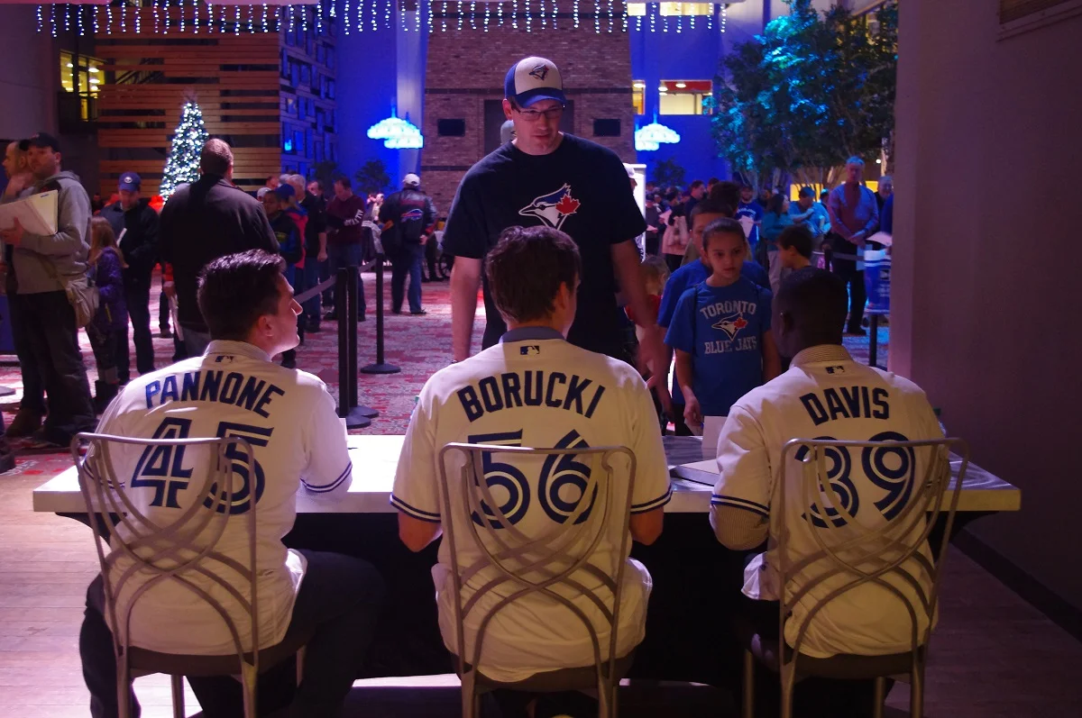 Fans line up in Buffalo to meet Toronto Blue Jays’ top prospects