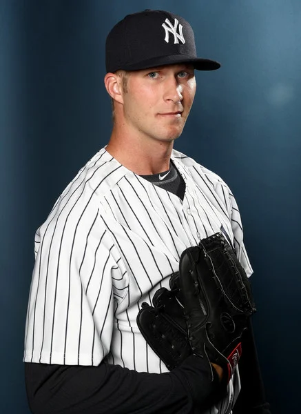 Ottawa Champions acquire Canadian lefty Evan Rutckyj