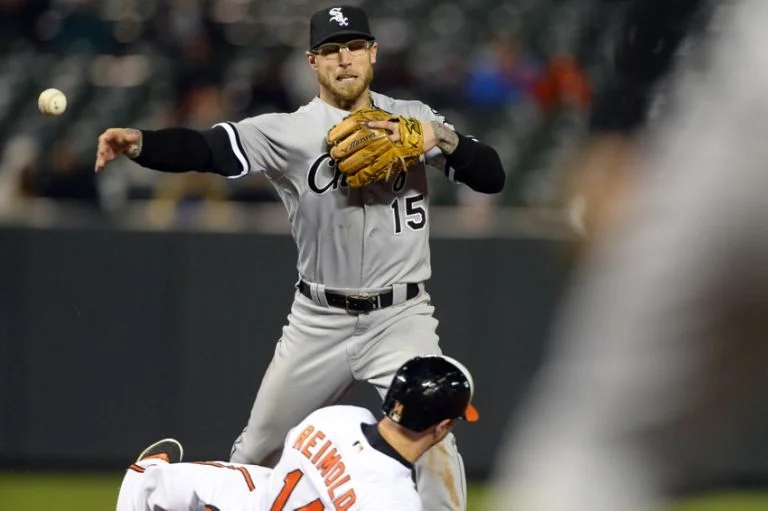 Lawrie vows to return after leg injury heals