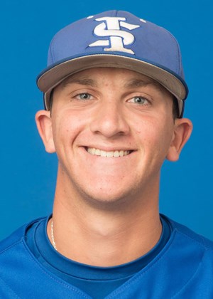 Wright, Whitbread, Warkentin contribute in Sycamore sweep