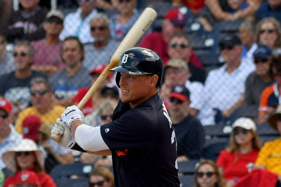 Tigers recall Adduci