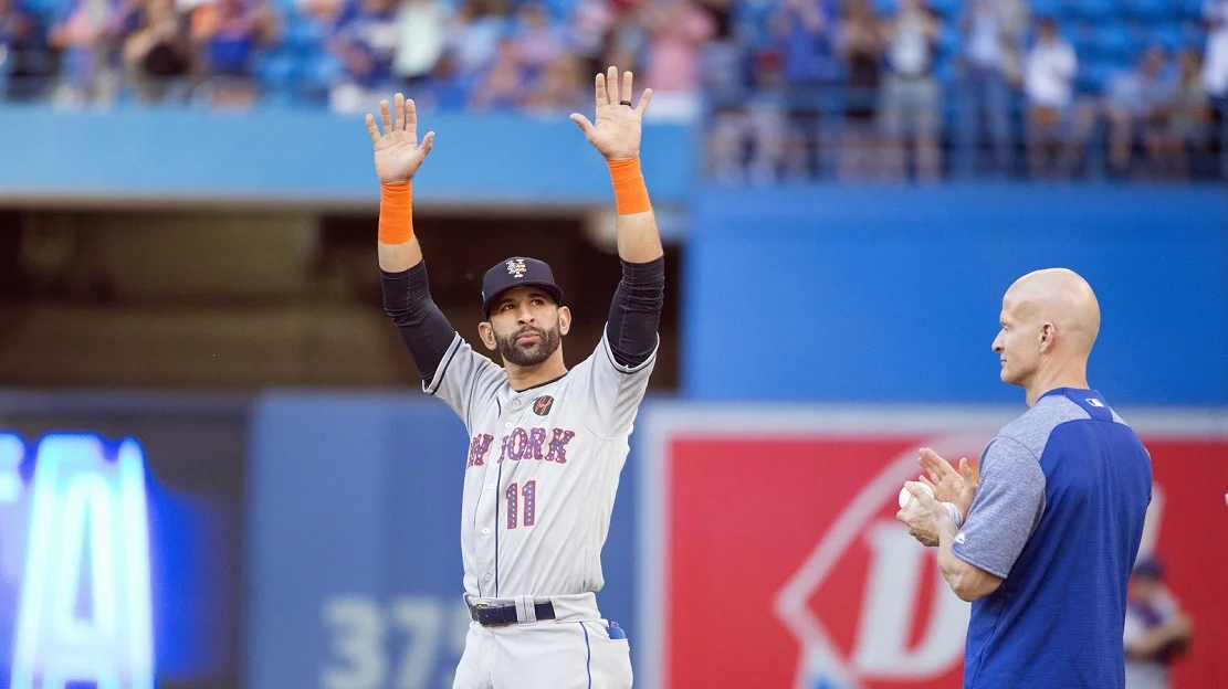 Bautista returns to cheers from Blue Jays fans