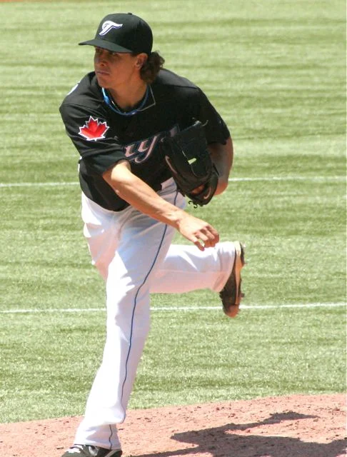 Blue Jays sign Stewart, Cumpton to minor league deals