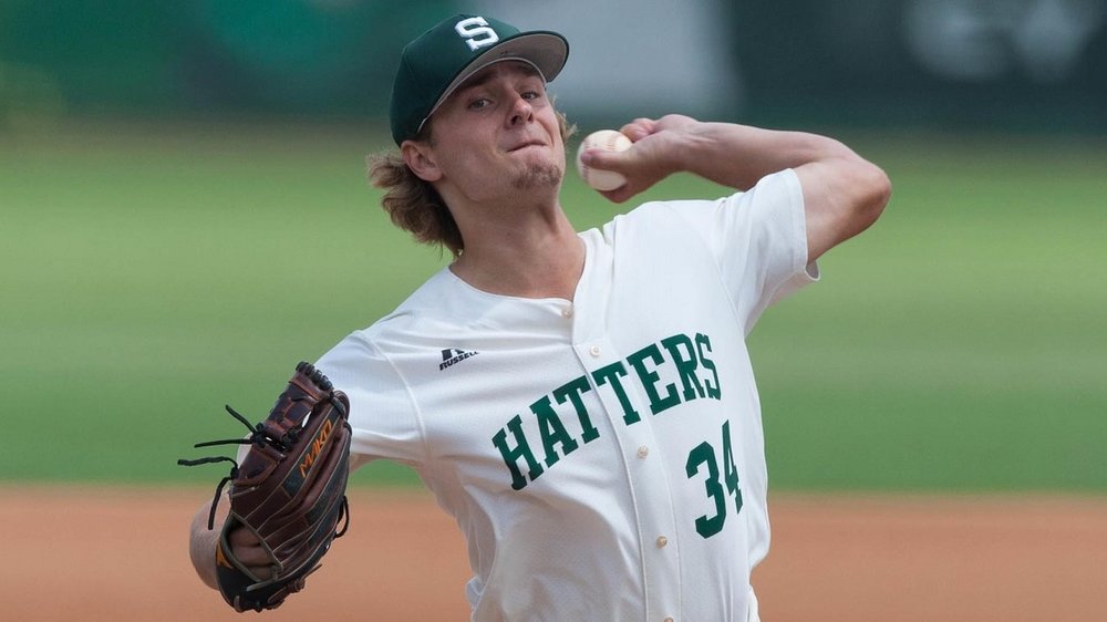 After being selected by the Seattle Mariners in the 24th of the MLB Draft in June, Ben Onyshko (Winnipeg, Man.) has started his professional career. Photo Credit: Stetson Athletics