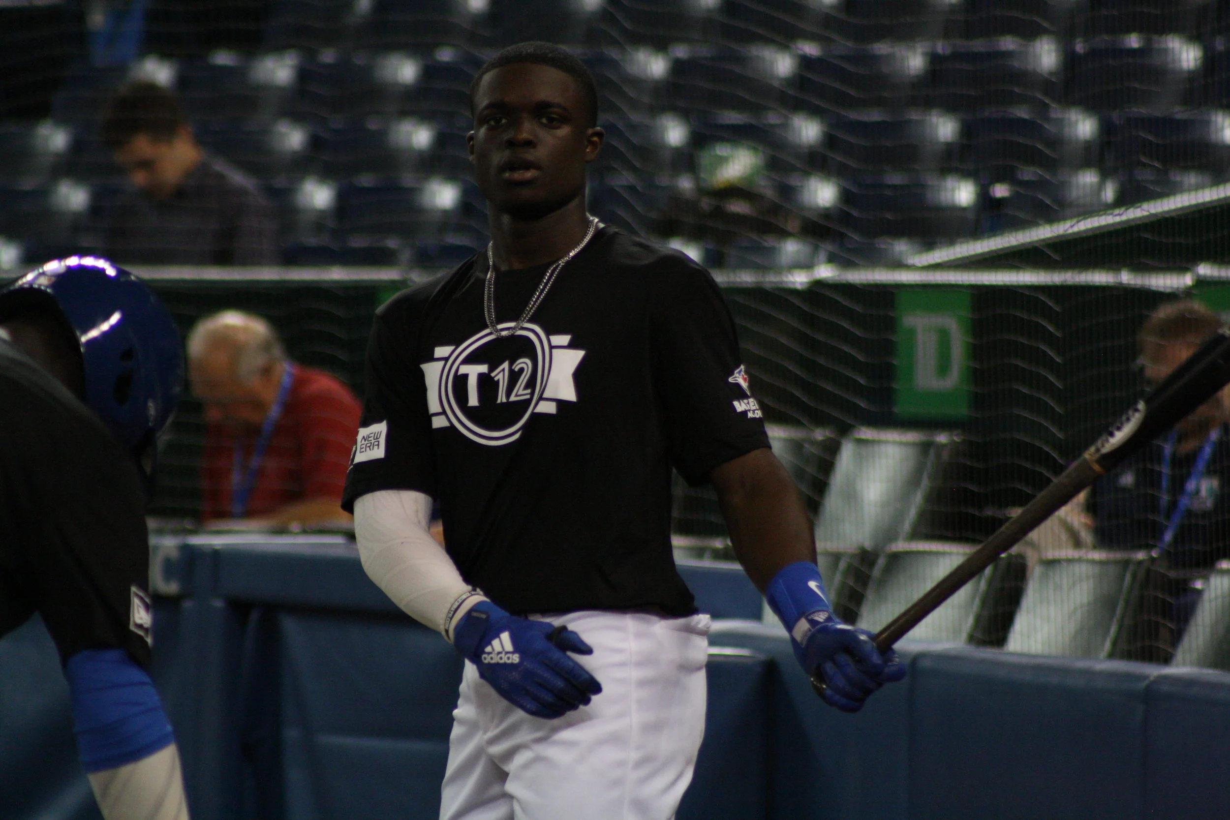 Top prospect Brown savors advice from Alomar at T12 