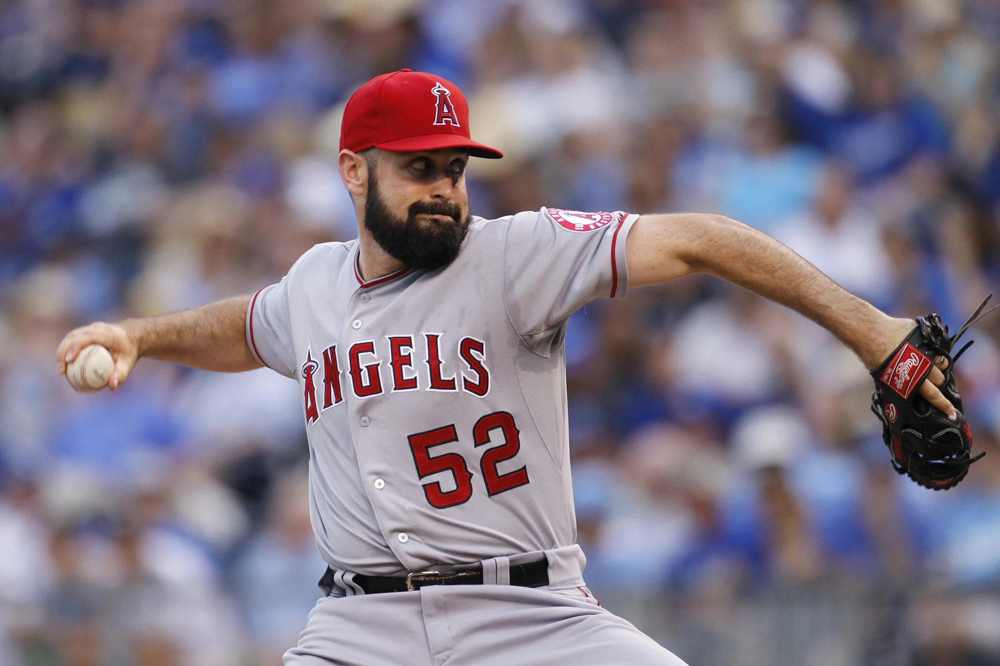 Blue Jays sign Matt Shoemaker