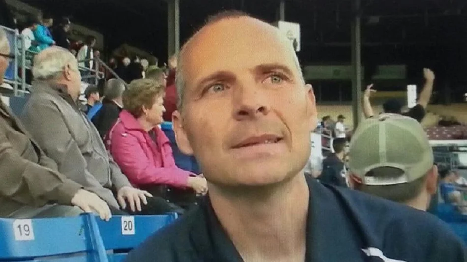 Michel Laplante (Val d’Or) hass been there since day ! of the Les Capitales de Quebec success from opening night start to current day president.