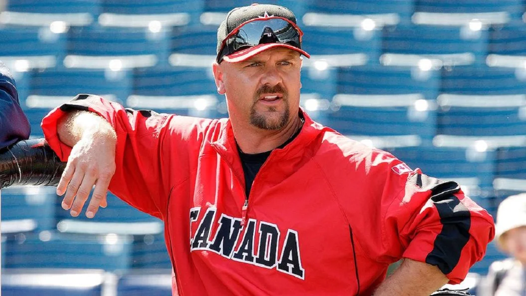 Elliott: Walker sweeps Baseball Canada room ... almost 