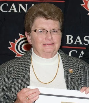 Linda Lewis.