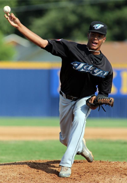 Ontario Blue Jays alum Nathan Arruda (Toronto, Ont.) went the distance, tossing all seven innings for the Tabor Blue Jays in their 3-2 win over Bethany College.