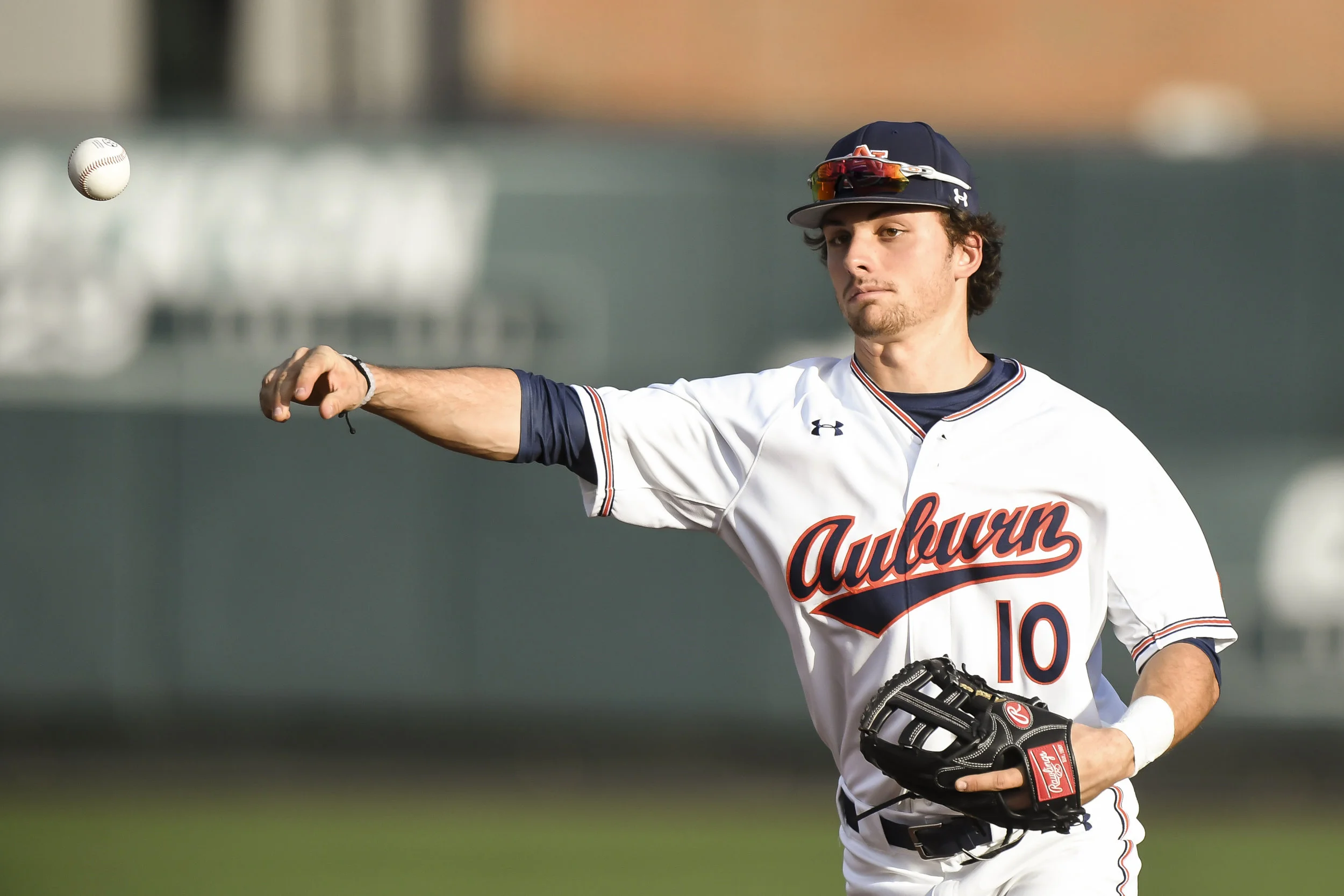 Auburn loses despite two hits from Julien