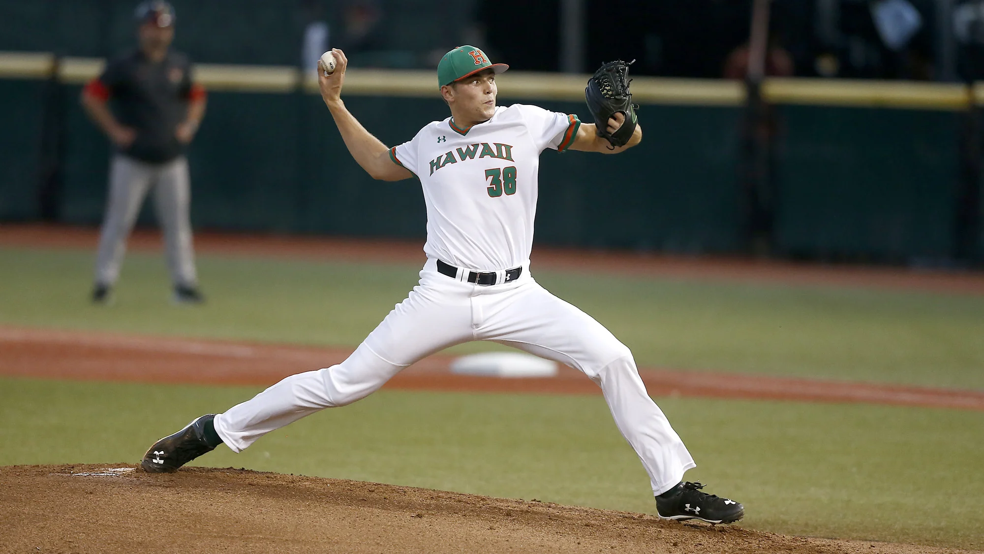 Chilliwack Cougars and Junior National team alum Cade Smith (Abbotsford, B.C.) threw 2 2/3 scoreless innings for the University of Hawaii. Photo: University of Hawaii Athletics