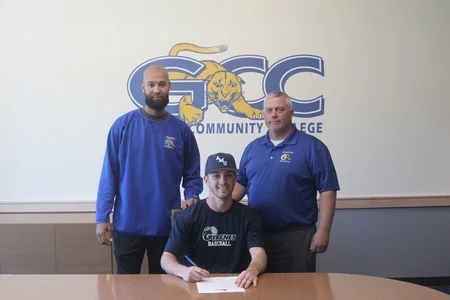 Toronto Cardinals alum Jakob MacLeod heads to Ave Maria University