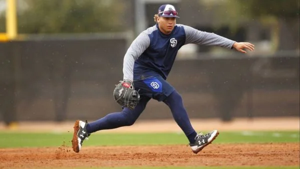 Padres call up Naylor for six-game road trip through AL East