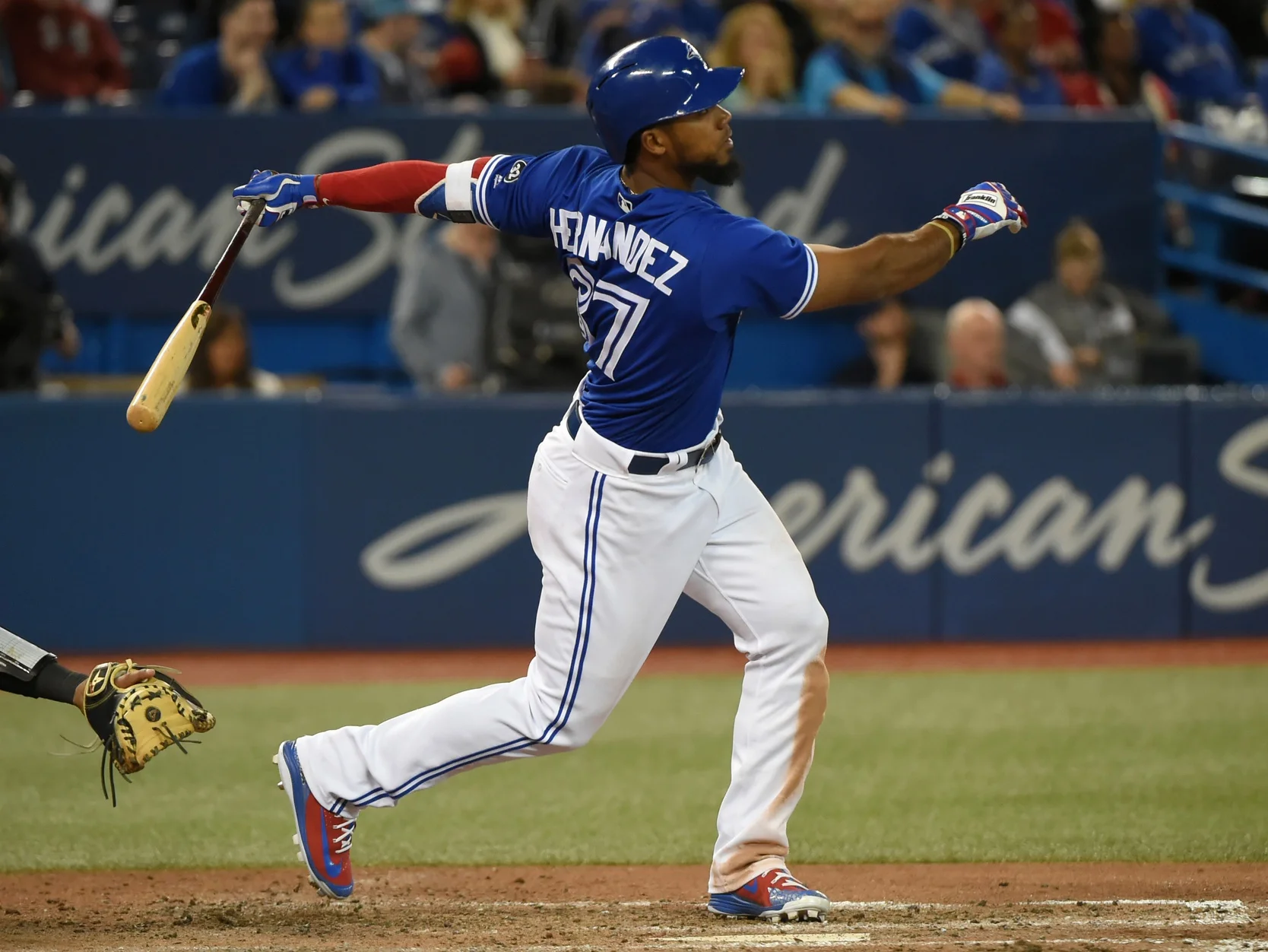 Blue Jays call up Hernandez, send Davis down