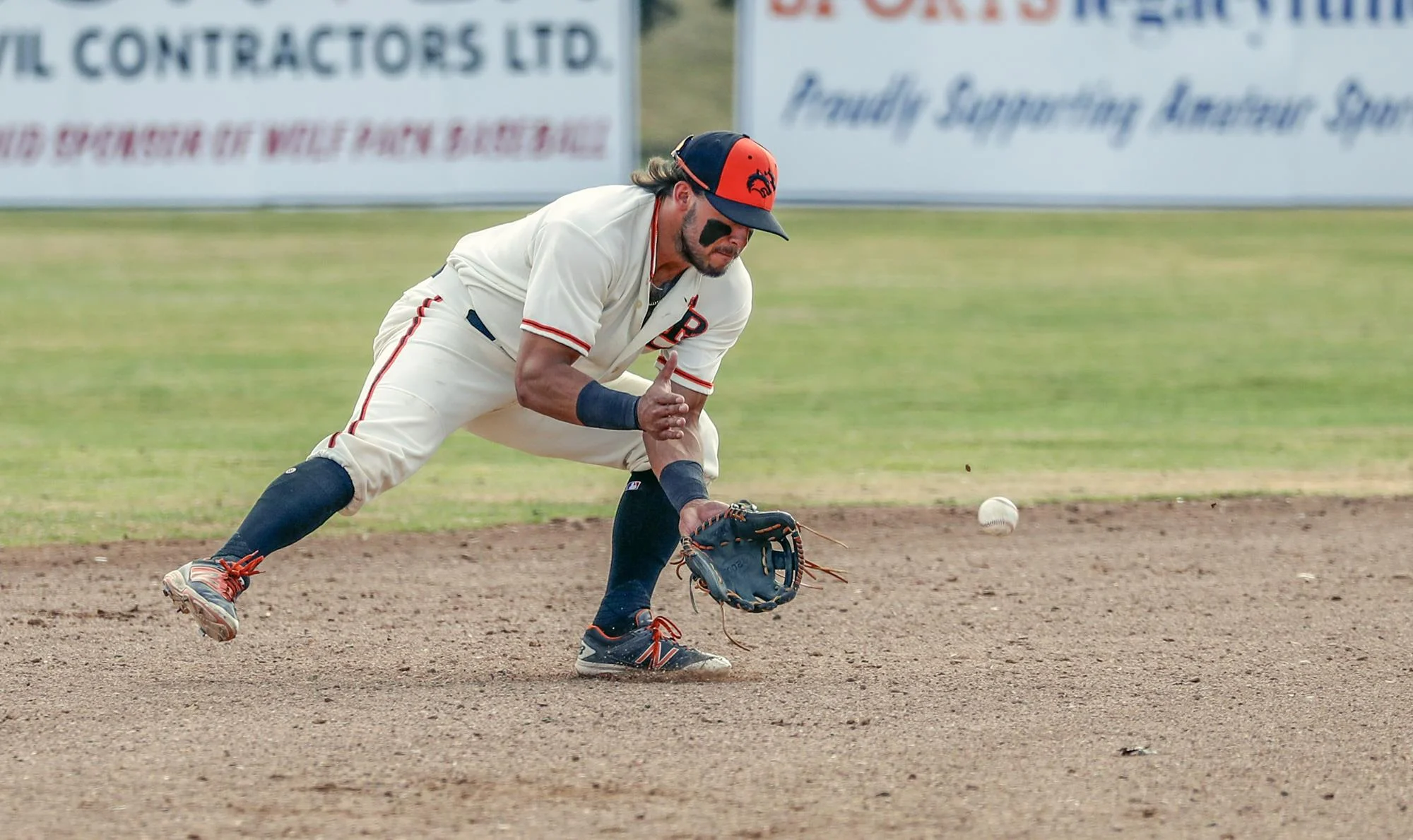 Dawgs' comeback falls short in loss to Bulls