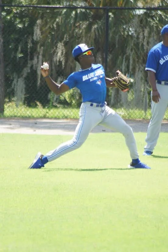 Elliott: Blue Jays' Brown leads nine newcomers into six-figure club