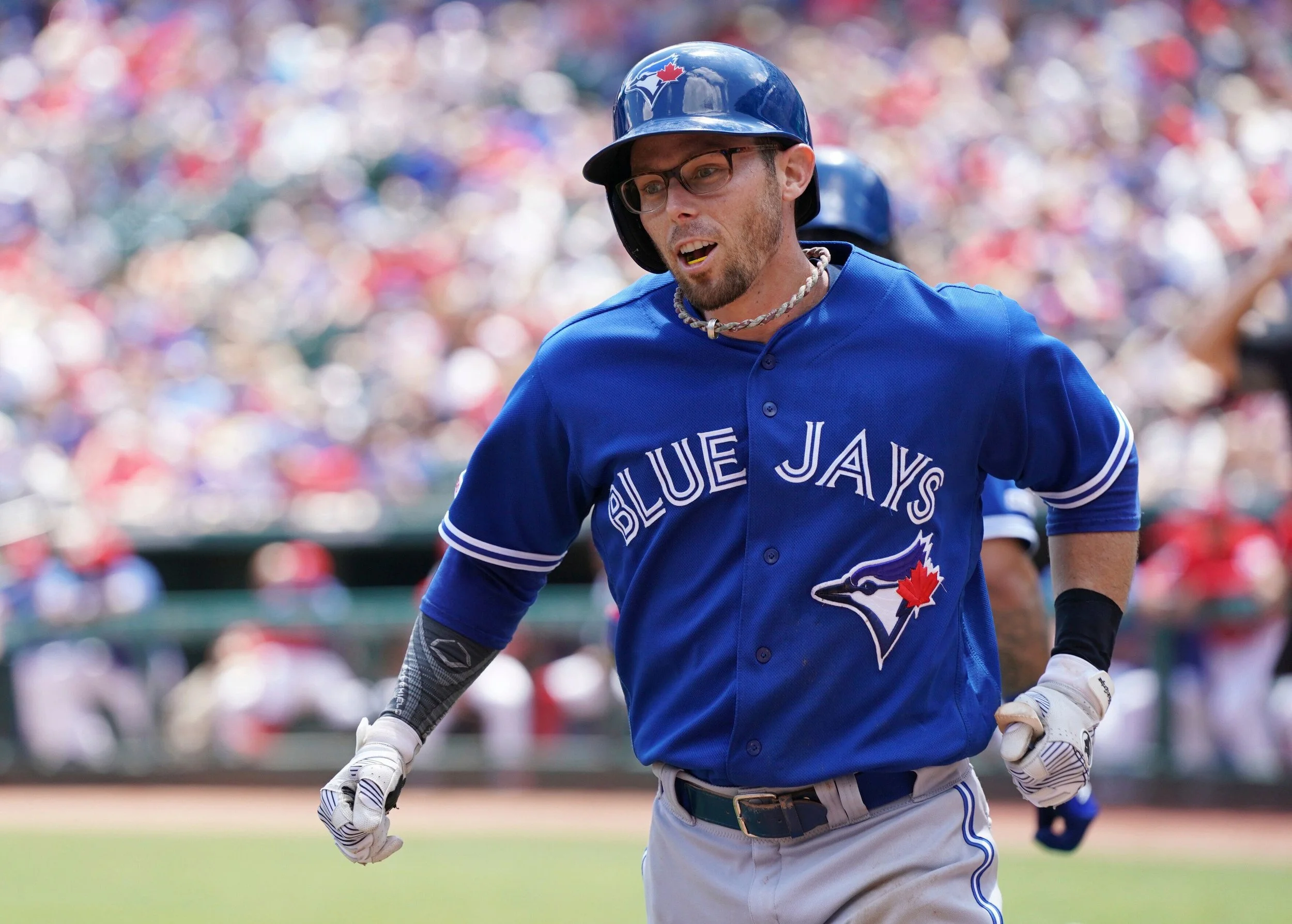 Blue Jays deal Sogard to Rays